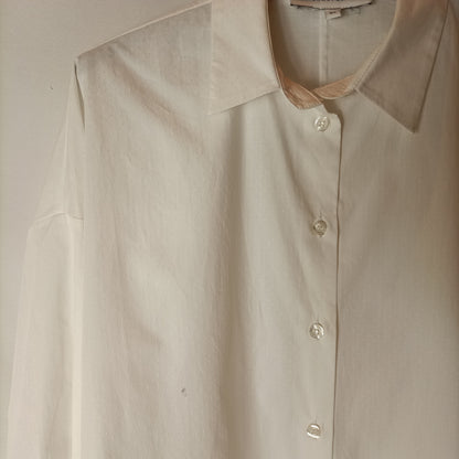 SCALPERS. White shirt texture. T XS