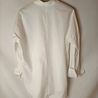 SCALPERS. White shirt texture. T XS