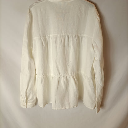 ESPRIT. Off-white ruffled blouse. TM