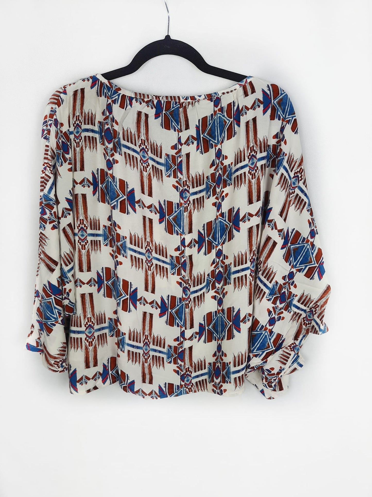 OTRAS. Camisa estampada T. M