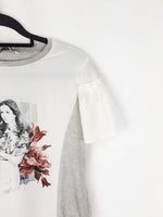 STRADIVARIUS. Camiseta doble textura dibujo T.m