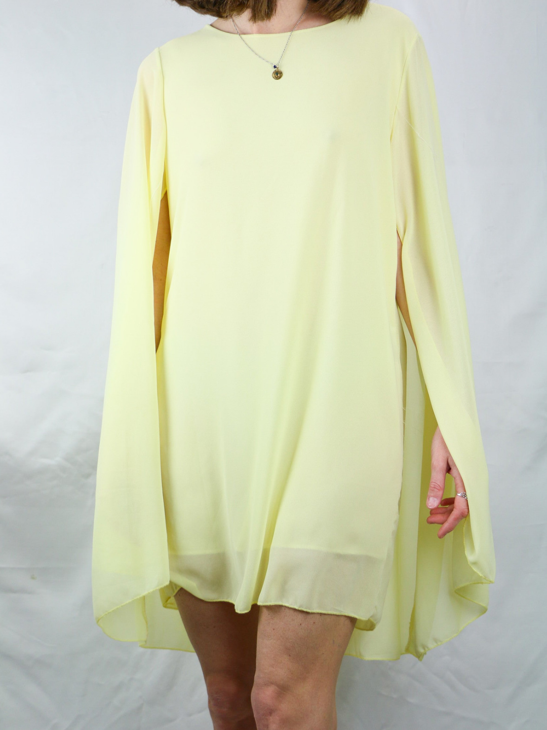 ASOS. Vestido capa T.m