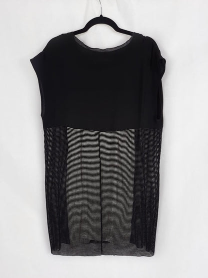 ZARA. Vestido rejilla talla L