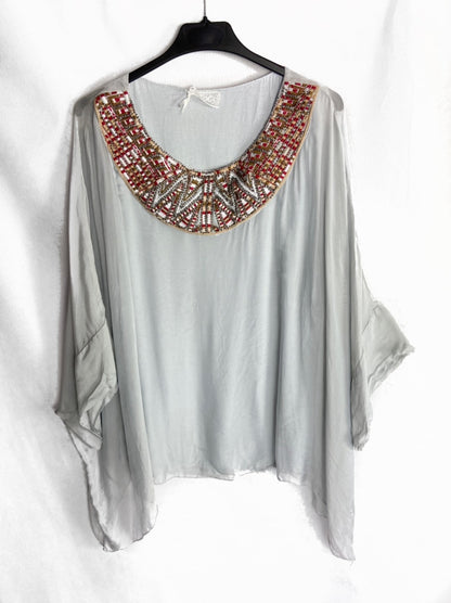 OTRAS. Blusa capa. TU (L)