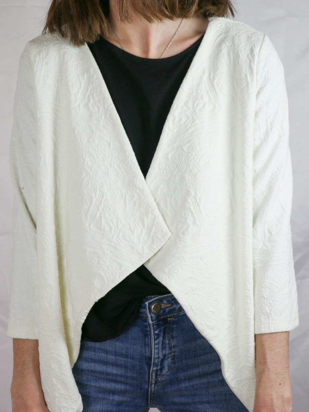 SFERA. Chaqueta blanca T.s