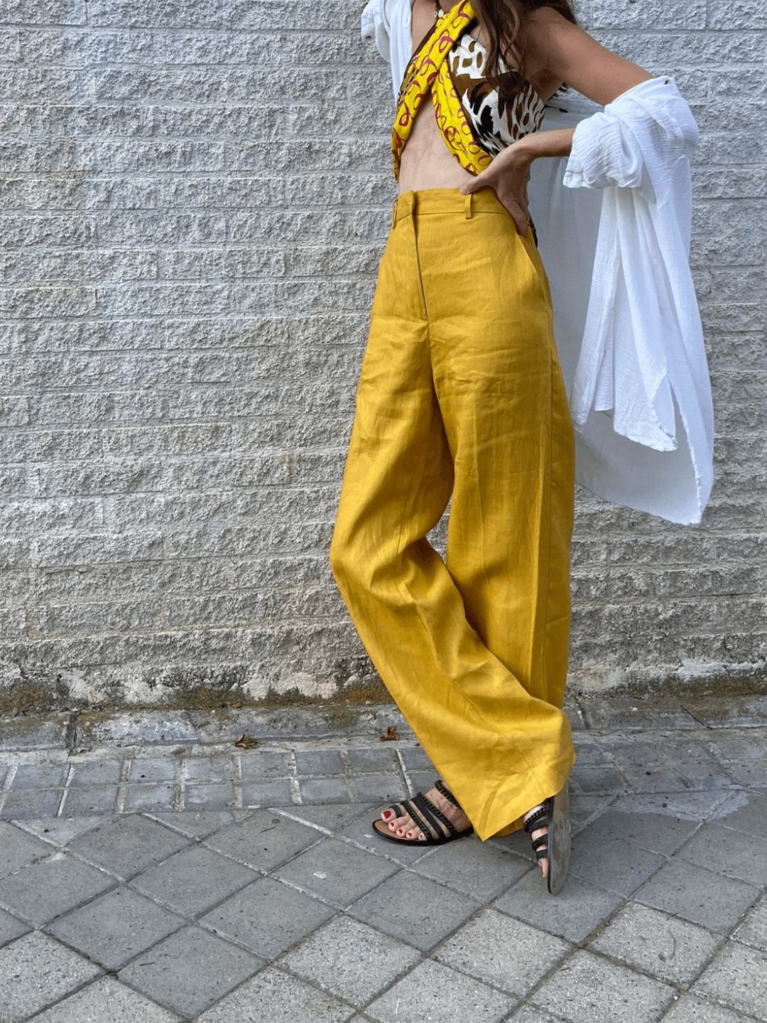 ZARA.Pantalón mostaza lino T.m