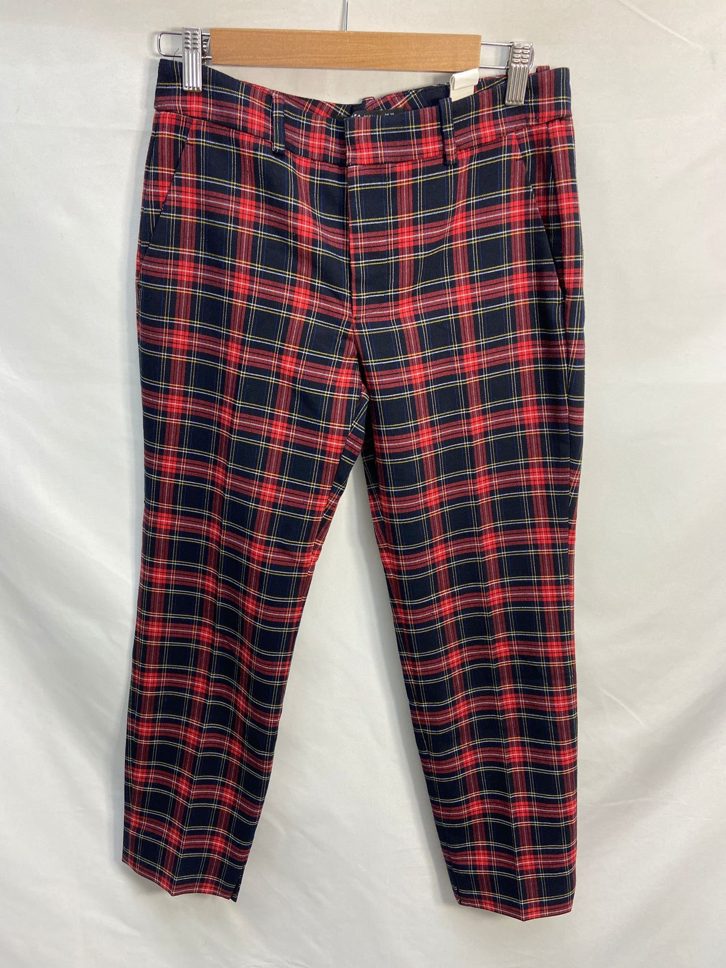 ZARA.Pantalones cuadros escoceses T.36