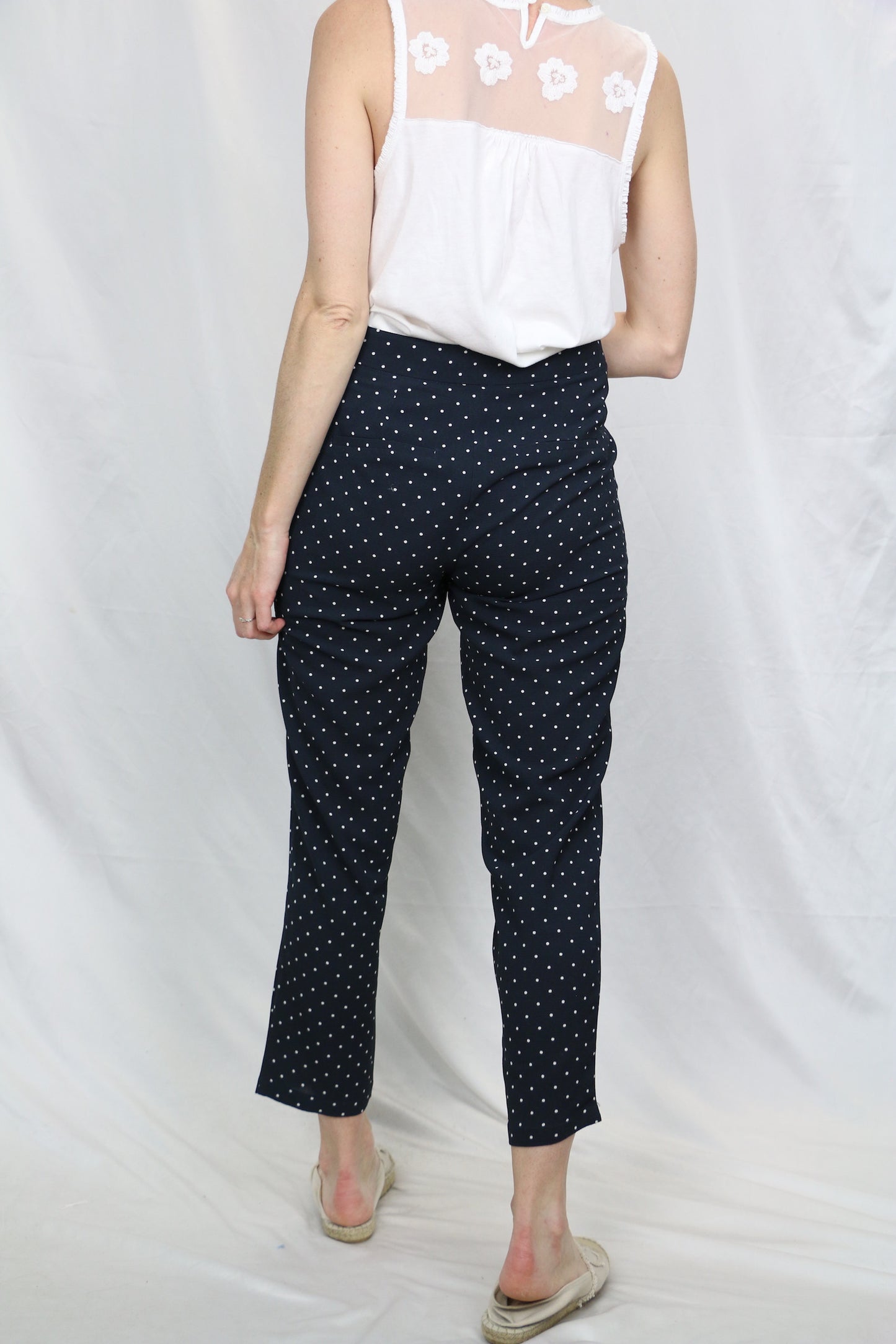 VILA. Pantalones fluidos lunares T.36