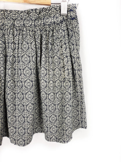 KLASIKS. Blue and beige skirt.