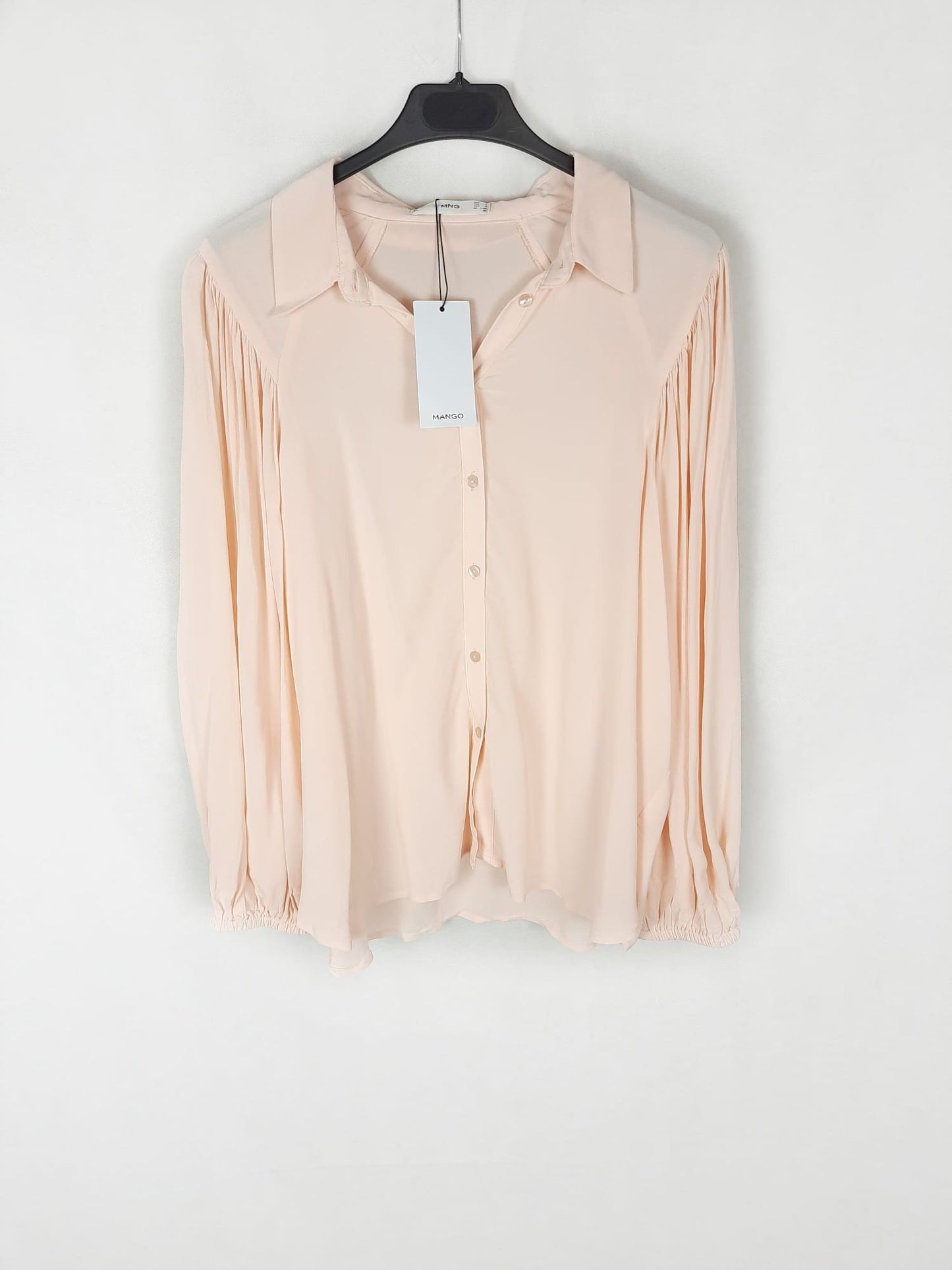 MANGO. Blusa rosa mangas abullonadas T.m