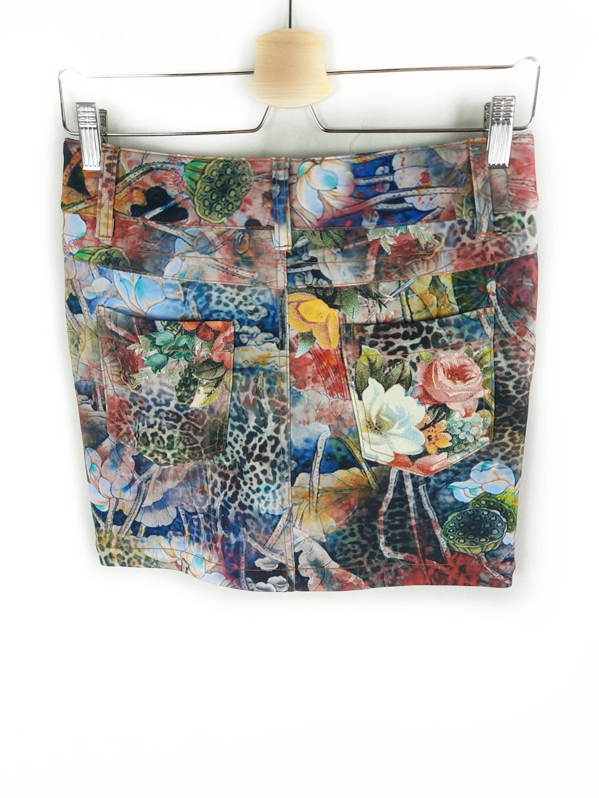 ETOILE DO MONDE. Falda estampada neopreno T.s