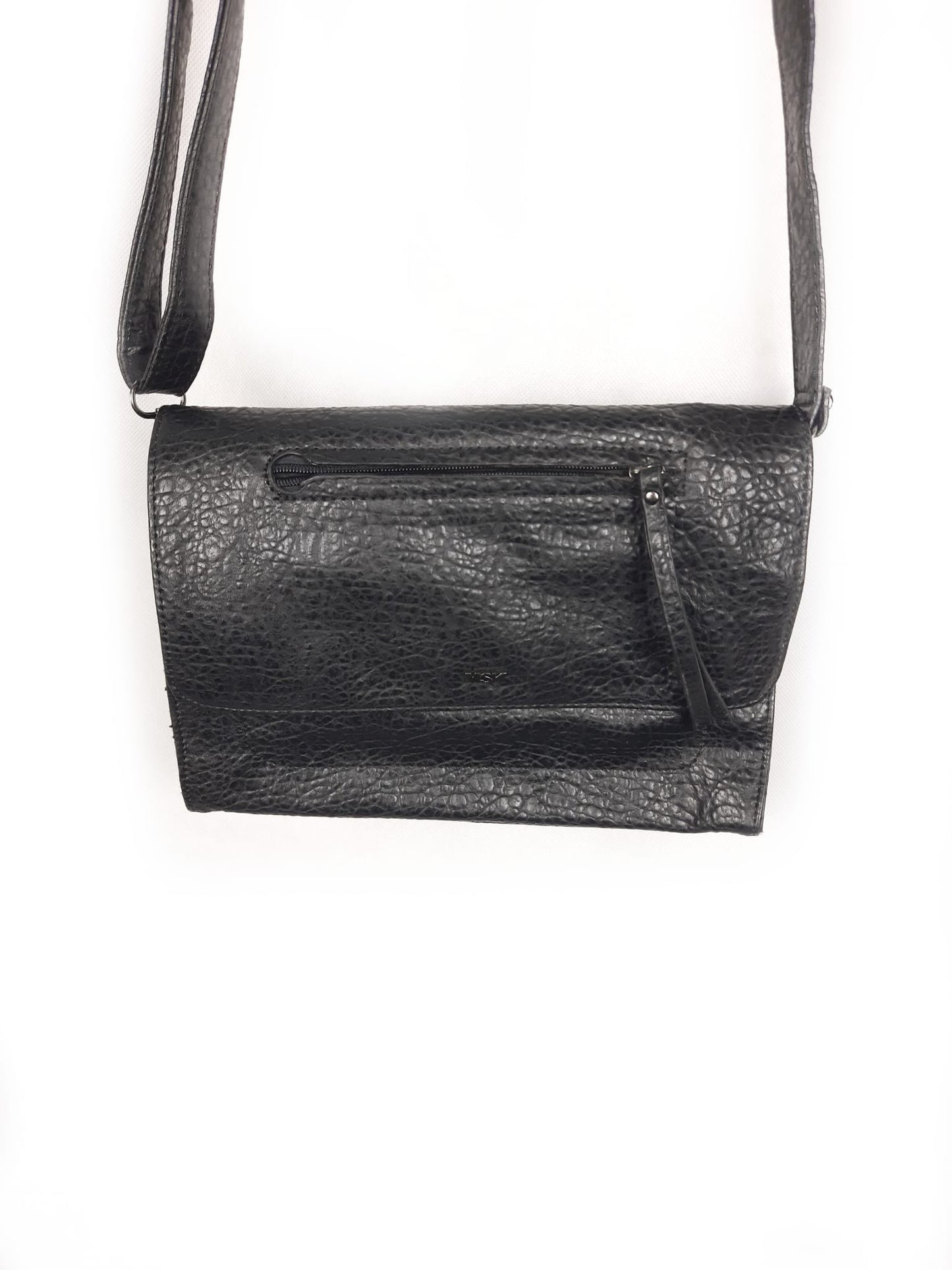 MISAKO. Black leatherette bag with adjustable handle