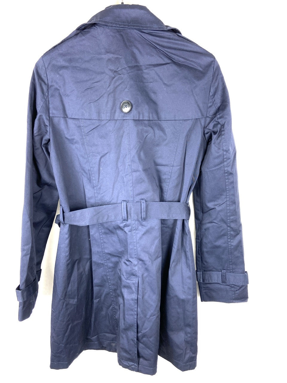 BERSHKA.Gabardina azul marino T.s