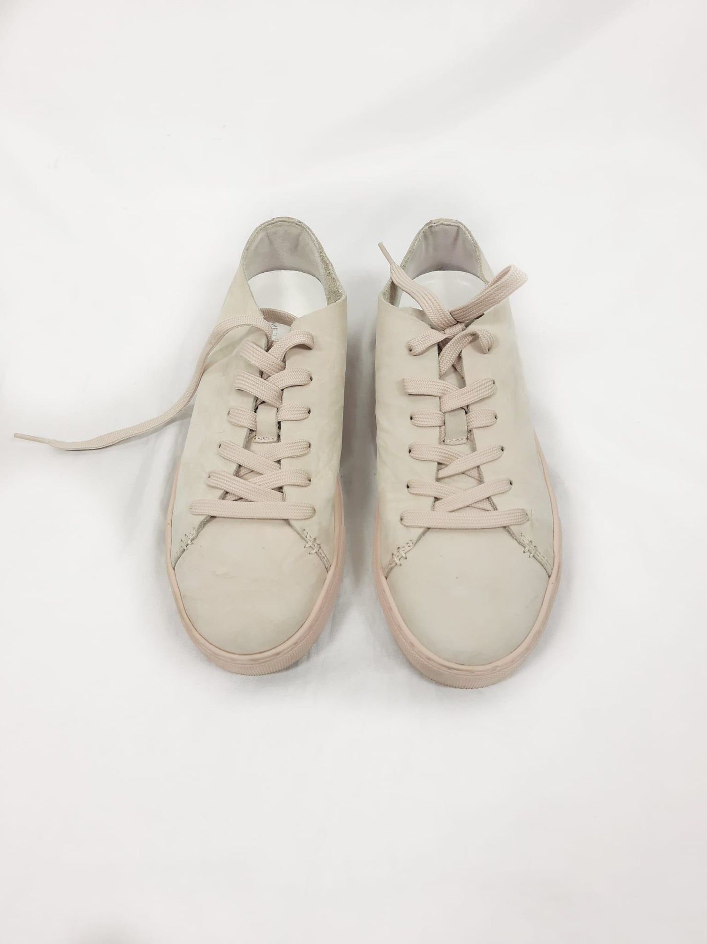 CRIME LONDON. Zapatillas beige T.37