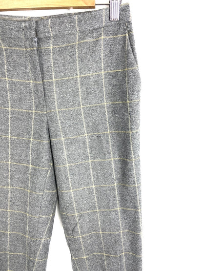 MASSIMO DUTTI. Grey checked pleated trousers, size 36