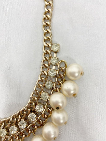 OTRAS.Gargatilla perlas y pedrería