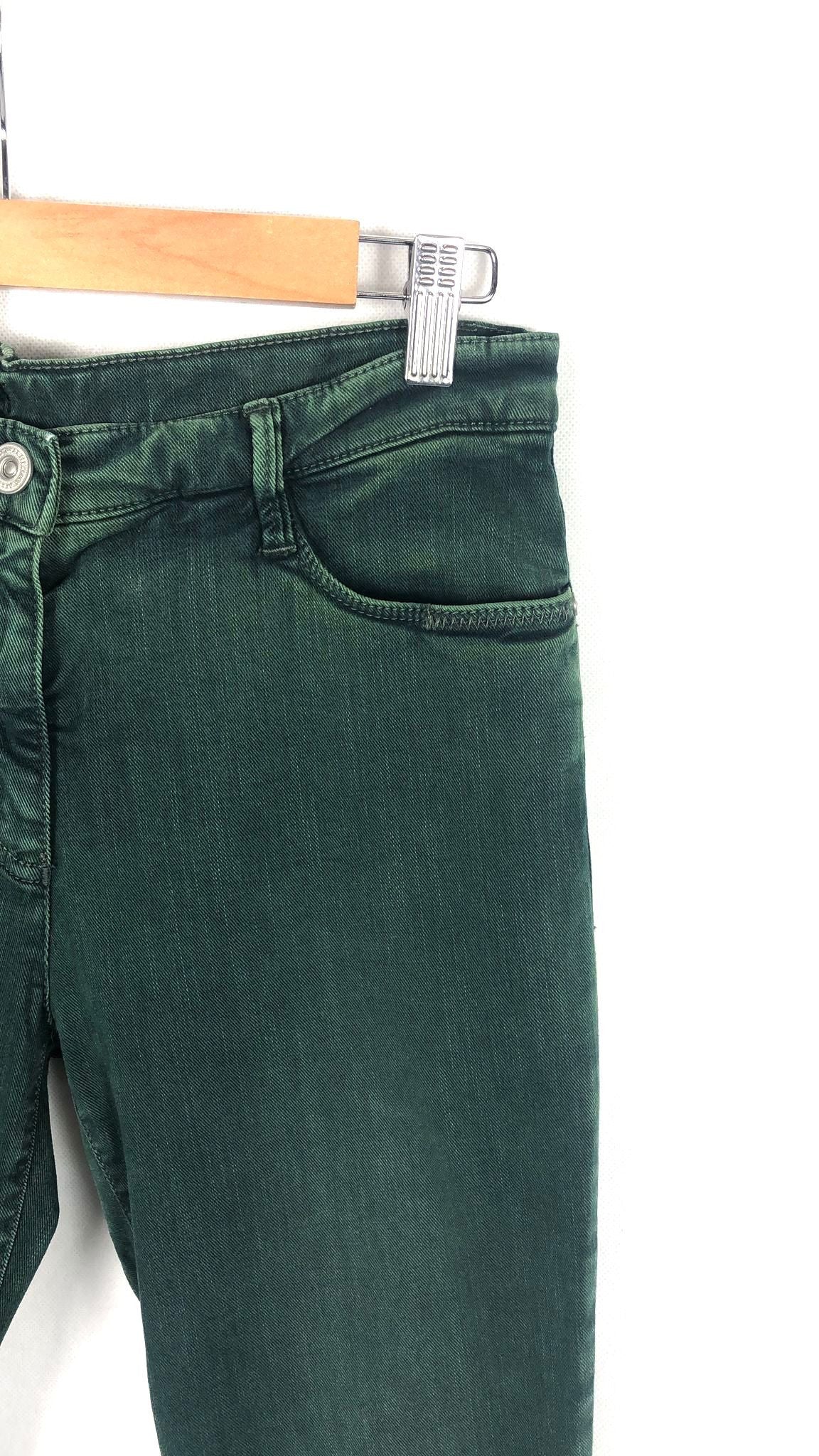BRAX. Vintage-style green trousers, size 38