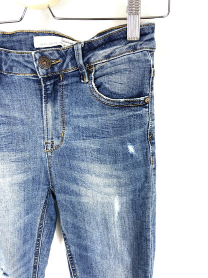 STRADIVARIUS.Straight skinny jeans size 34