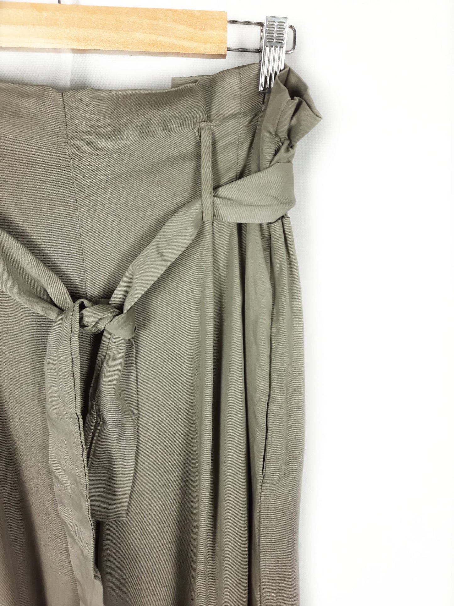 OTHERS. Green palazzo pants Tm/l