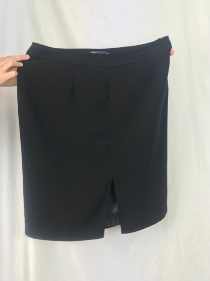 VINTAGE. Straight black skirt