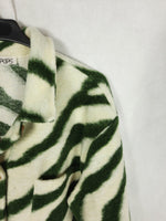 LALLIPAPS. Cazadora de pelito animal print verde T.s/m