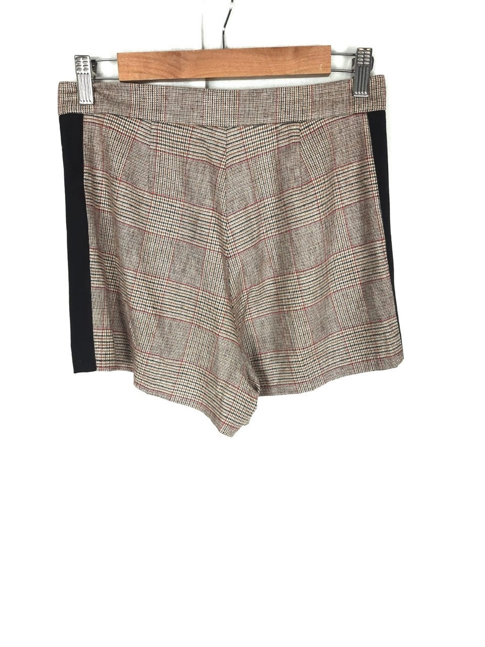 PINKO.Shorts cuadros pedrería T.40 (38 real)