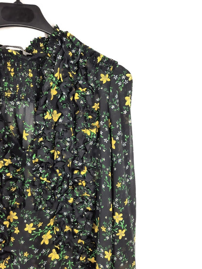 ZARA. Gathered blouse with ruffles Ts