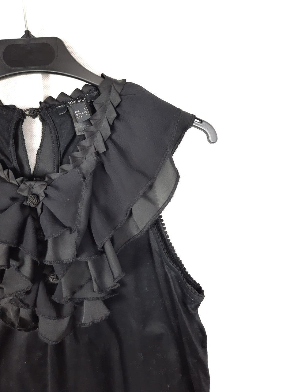 MANGO. Top volantes cuello T.s