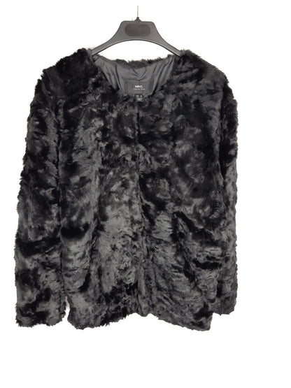 MANGO. Abrigo negro pelo T.s