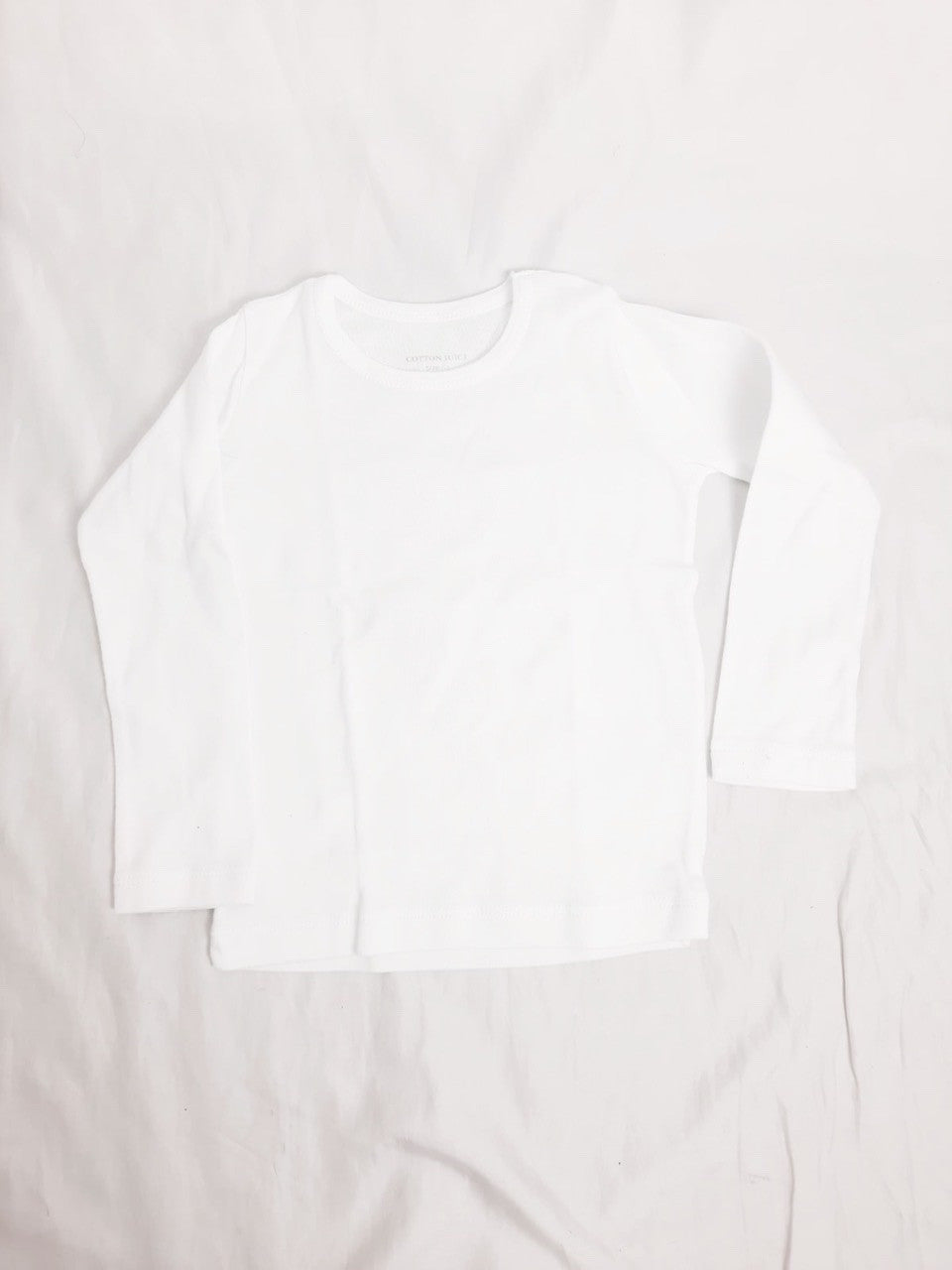 COTTON JUICE. White long-sleeved T-shirt, size 2/3 months