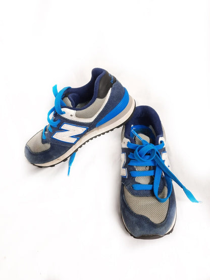 NEW BALANCE. Blue sneakers size 30.5