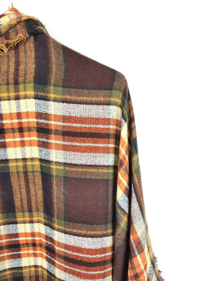 OTRAS.Bufanda oversized tonos tierra cuadros