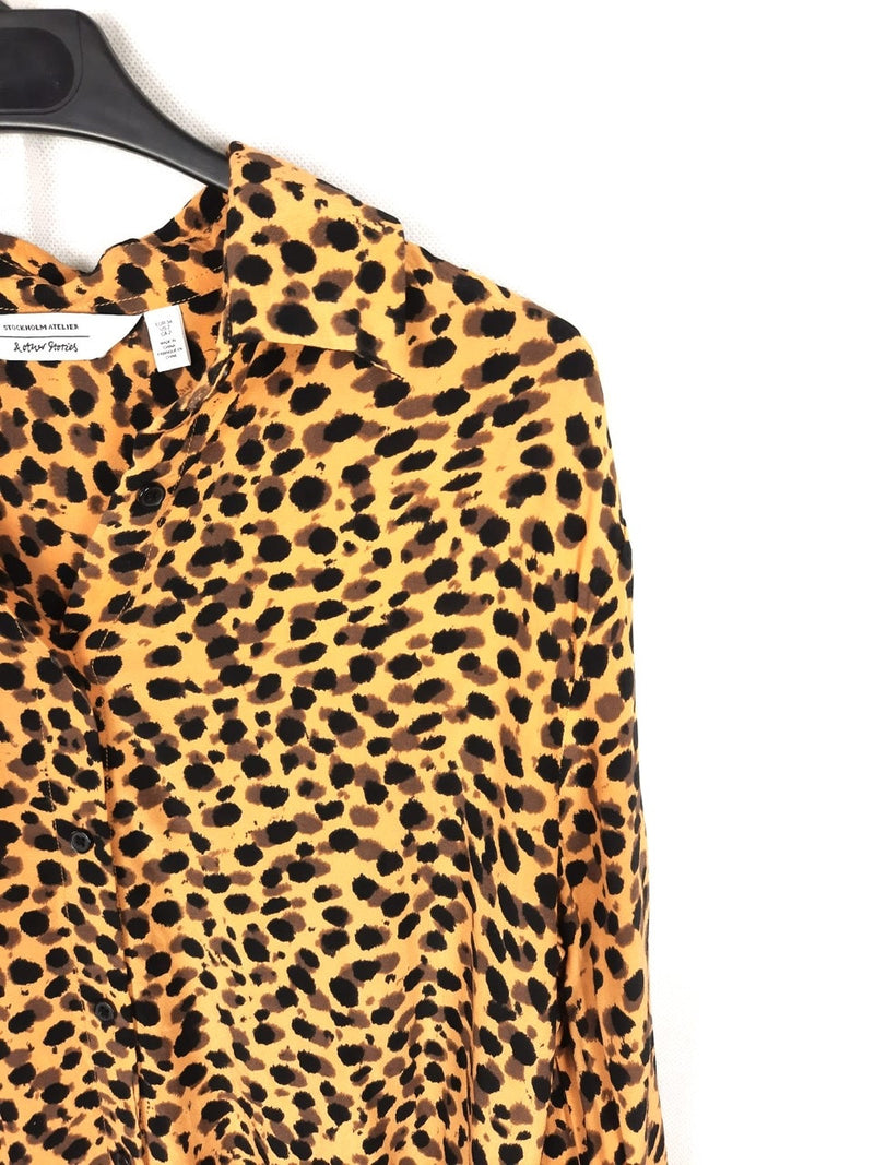 & OTHER STORIES. Blusa animal print T.34