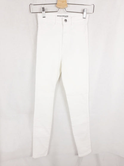 ZARA. White skinny pants size 34