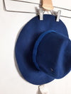 STRADIVARIUS.Sombrero azul T.m