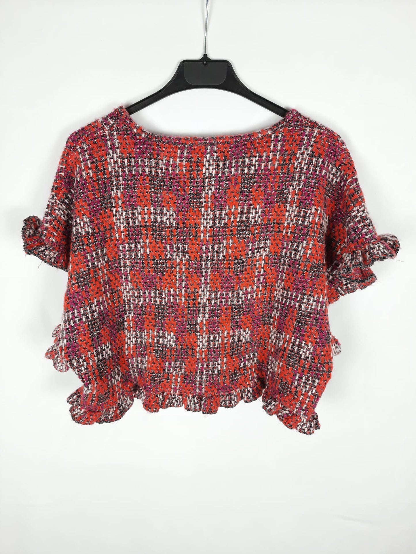 ZARA. Red top with silver threads Ts