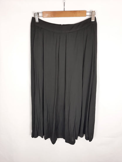 MANGO. Black midi skirt, size 36