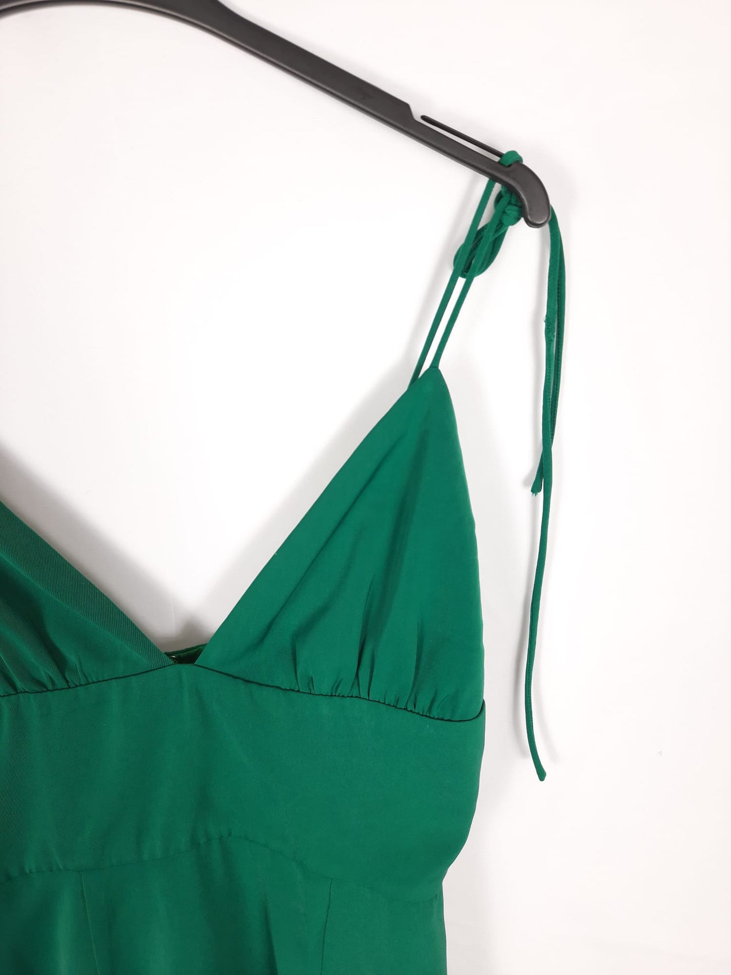 SUPERDOWN. vestido corto verde T.s