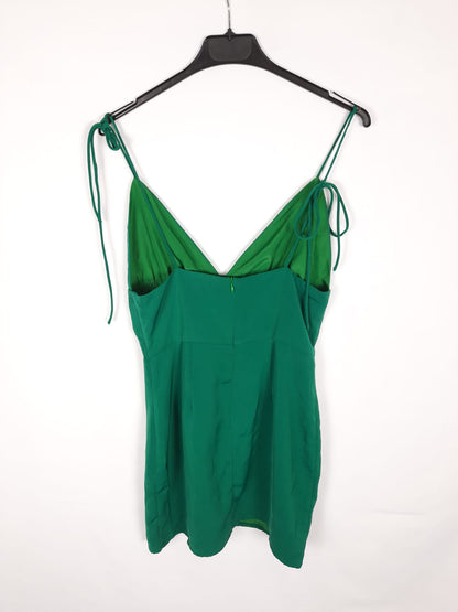 SUPERDOWN. vestido corto verde T.s