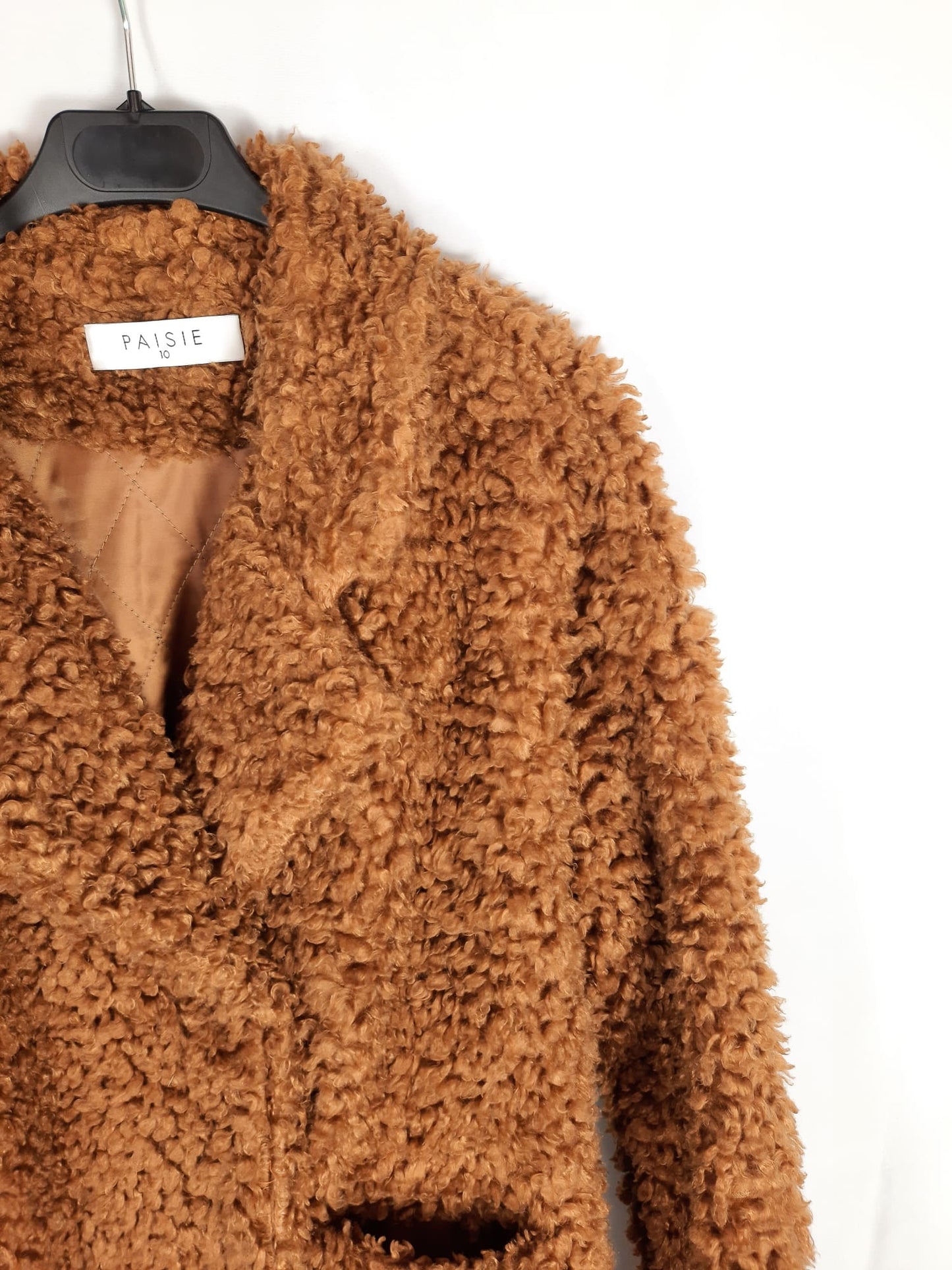 PAISIE.Abrigo marrón  borrego T.38