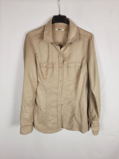 STRADIVARIUS.Sobrecamisa/camisa beige antelina T.m