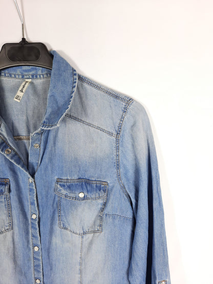 STRADIVARIUS. camisa vaquera abotonada T.s