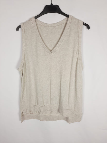 MOOD. Basic beige vest TU 