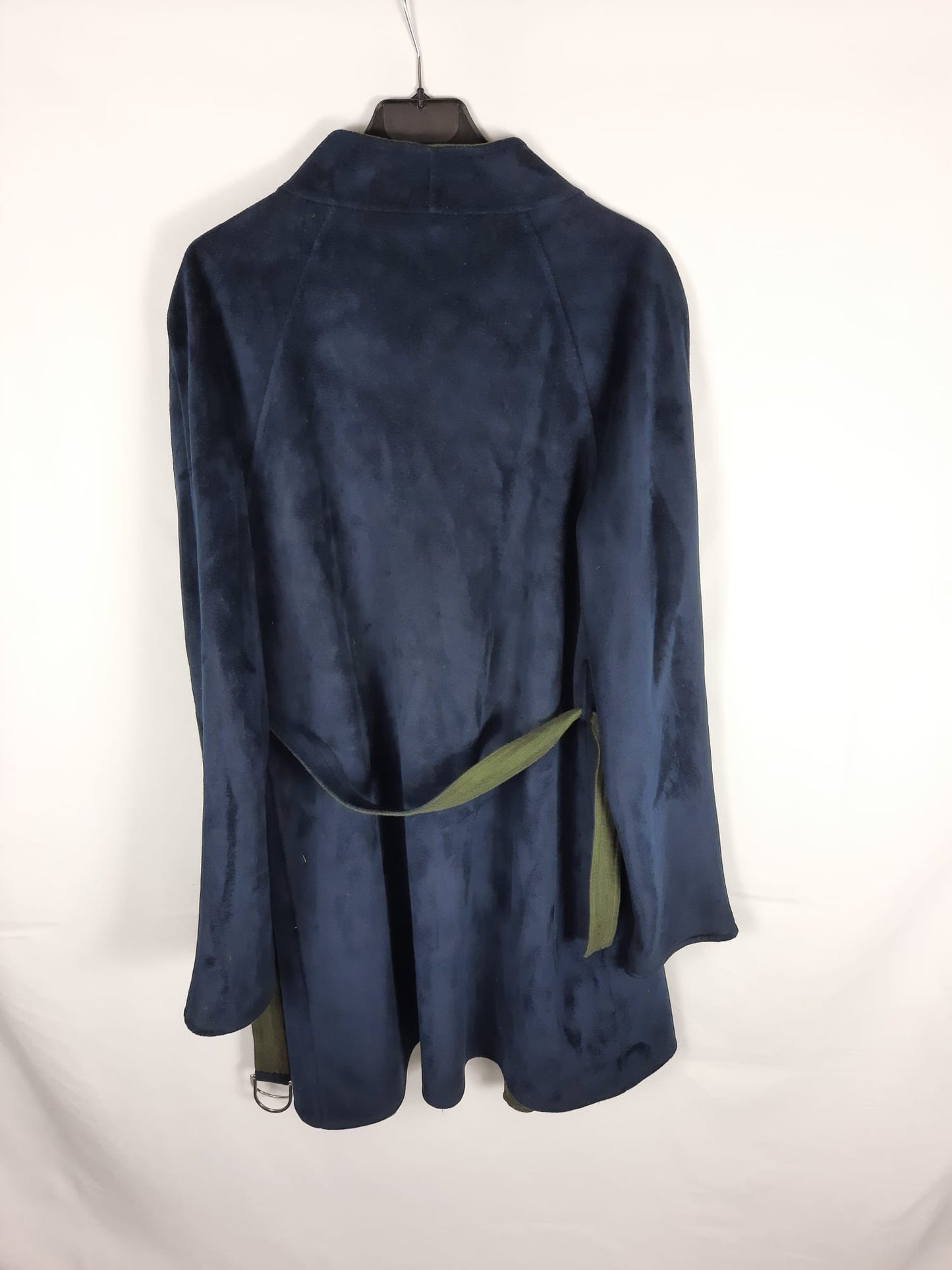 ADOLFO DOMINGUEZ. Abrigo antelina azul T.40