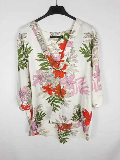 ZARA. Oversized beige blouse T.XL