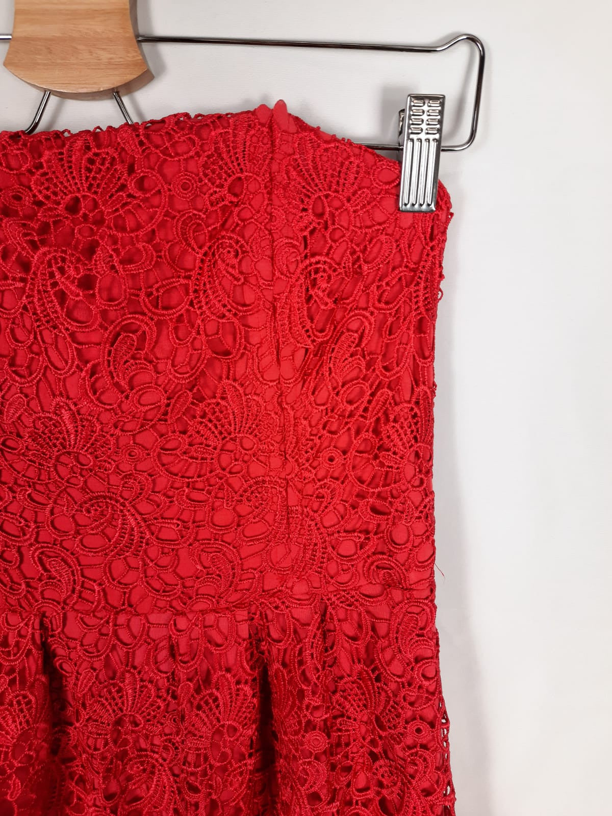 WKDA.Vestido rojo encaje T.m