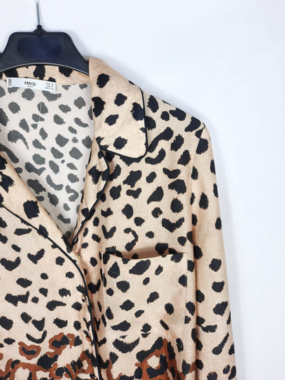 MANGO. Camisa estampado leopardo T. s