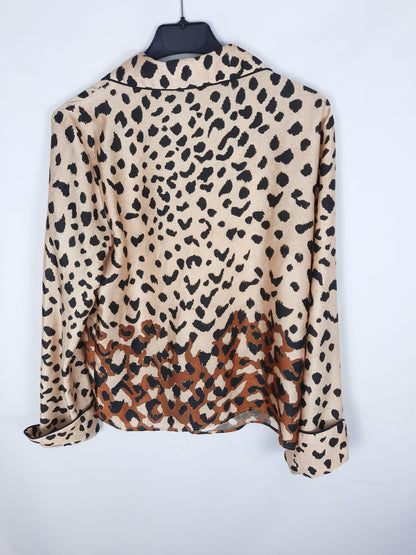 MANGO. Camisa estampado leopardo T. s