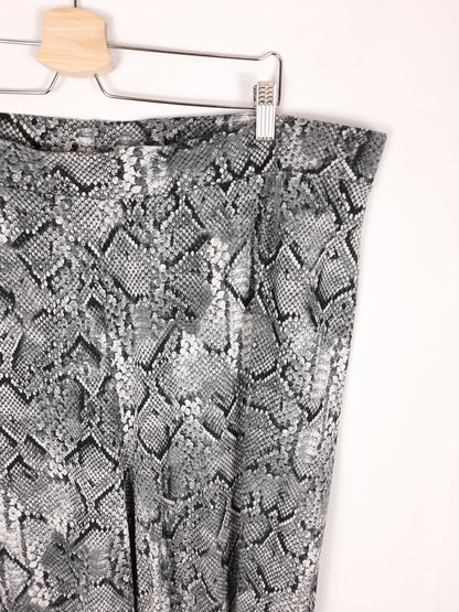 ASOS. pantalon fluido estampado serpiente T.52