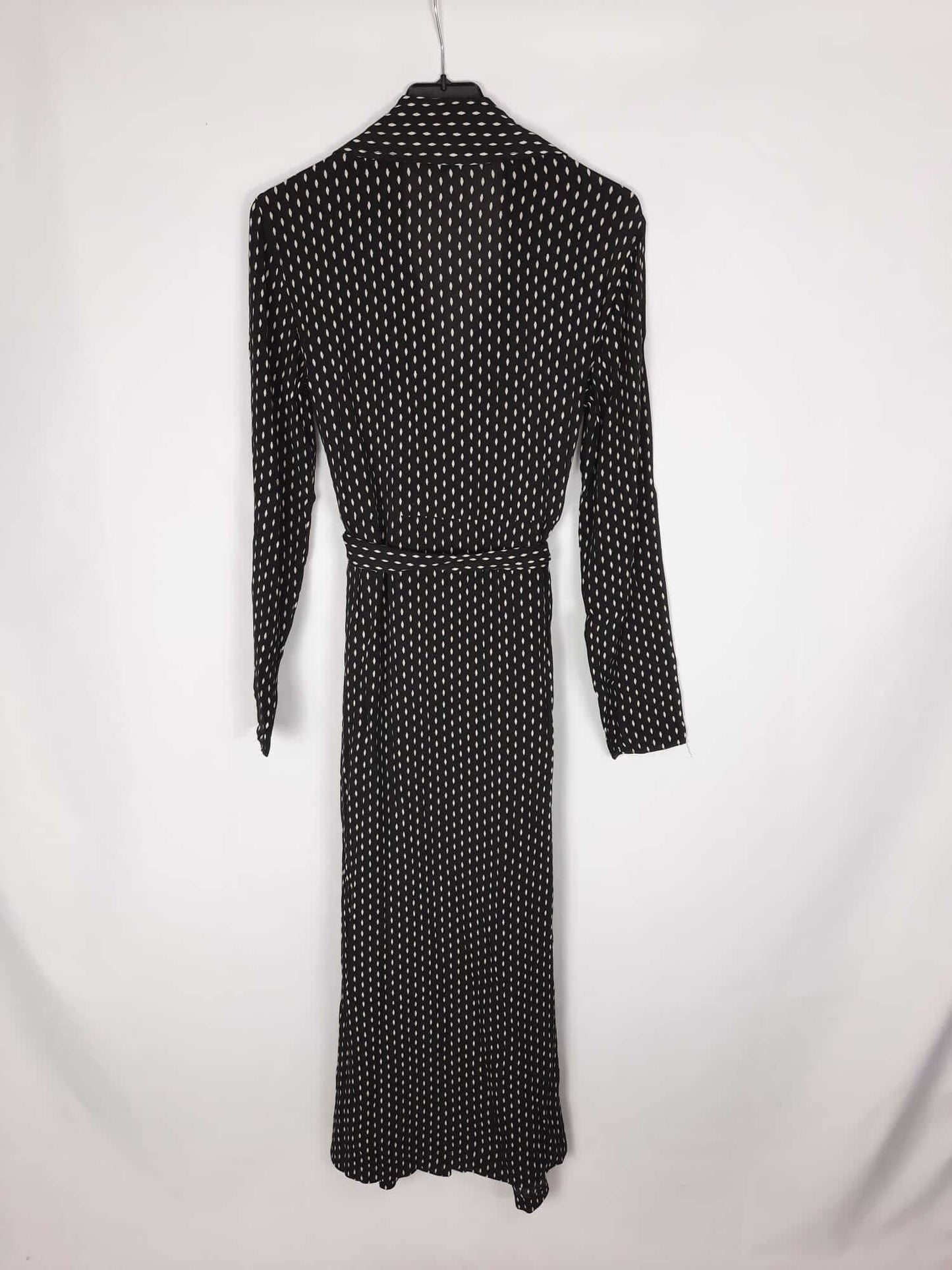 MASSIMO DUTTI. Vestido largo negro con topos color beige T.36